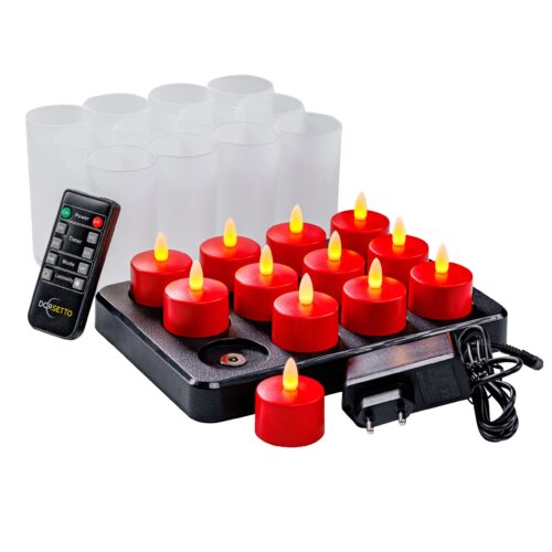 Een set van 12 rode oplaadbare LED waxinelichtjes met realistische vlam, waterdicht, timerfunctie en 175 uur brandtijd, geleverd op een zwarte laadschaal met afstandsbediening, adapter en twaalf frosted houders.